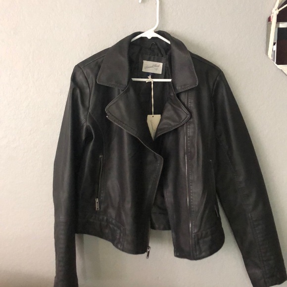 Universal Thread Jackets & Blazers - Black leather jacket